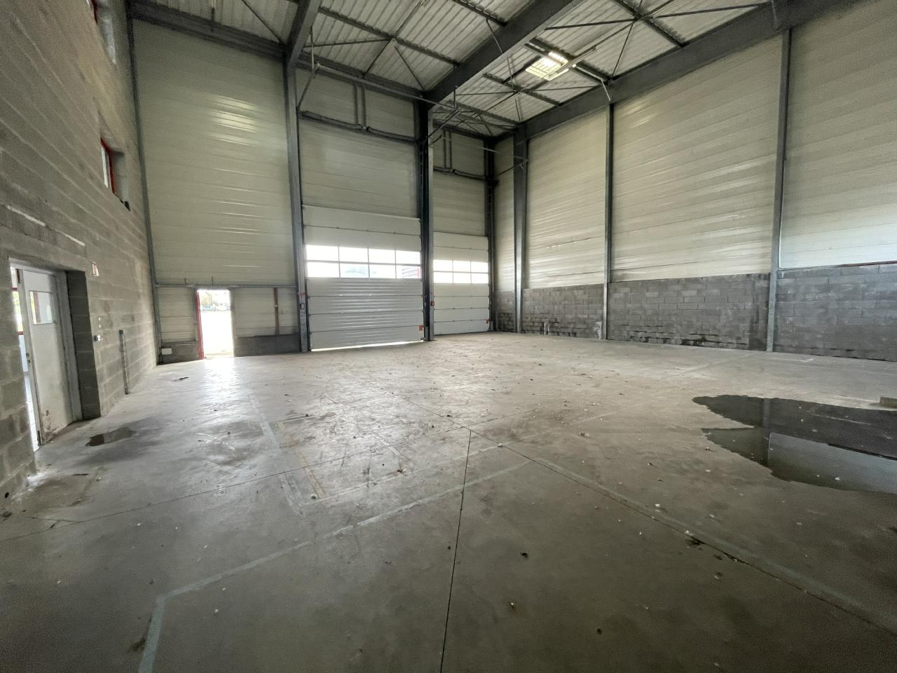 Local d'activité Vern-sur-Seiche 572m² Location local d'activité Vern-sur-Seiche Ille-et-Vilaine OLACT2313511 3